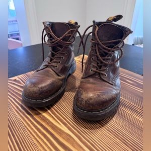 Perfectly Distressed Brown Leather Dr Martens size 39